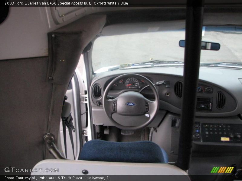 Oxford White / Blue 2003 Ford E Series Van E450 Special Access Bus