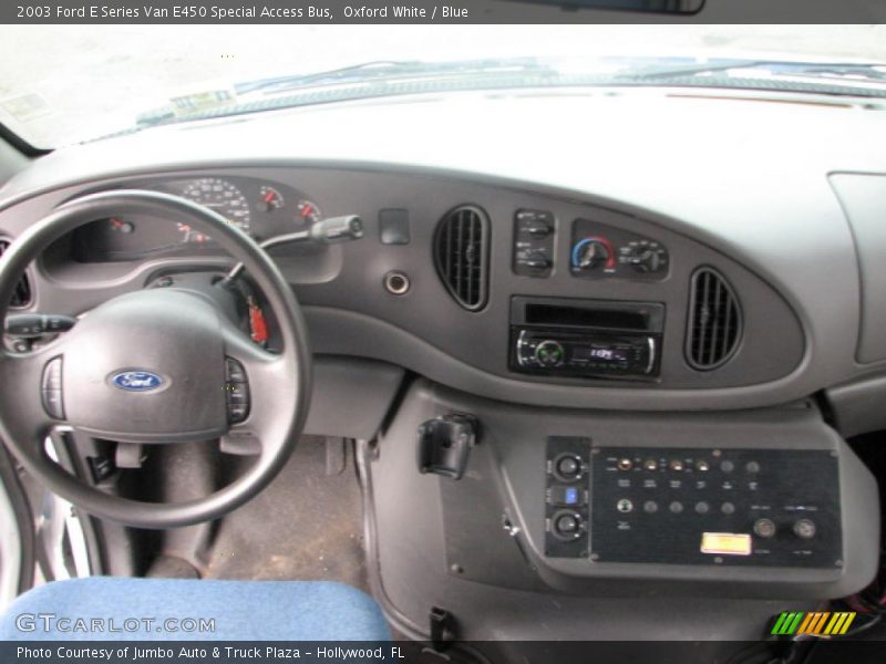 Oxford White / Blue 2003 Ford E Series Van E450 Special Access Bus