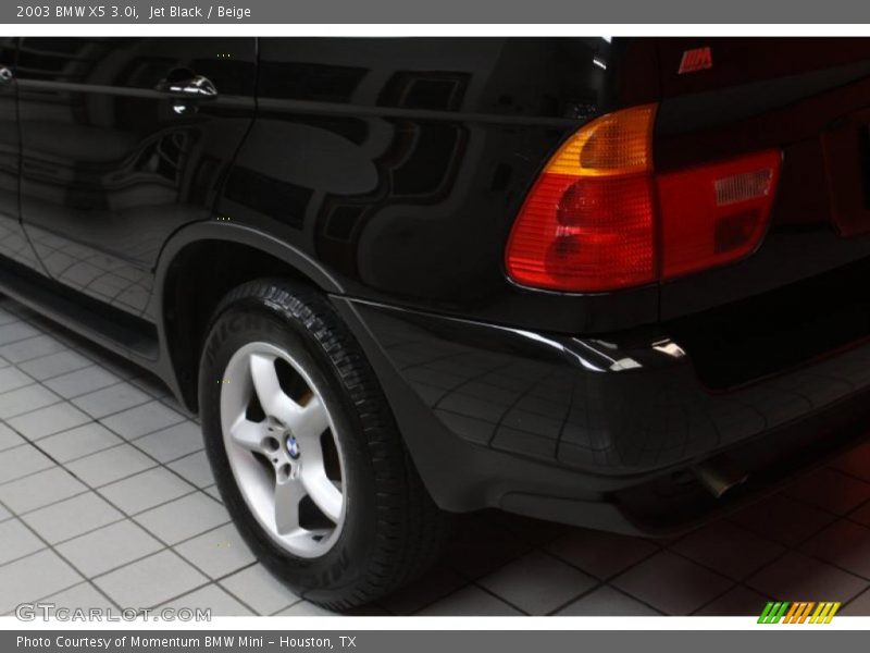 Jet Black / Beige 2003 BMW X5 3.0i
