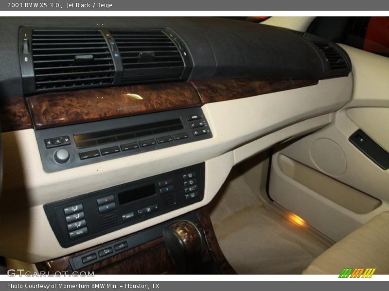 Jet Black / Beige 2003 BMW X5 3.0i