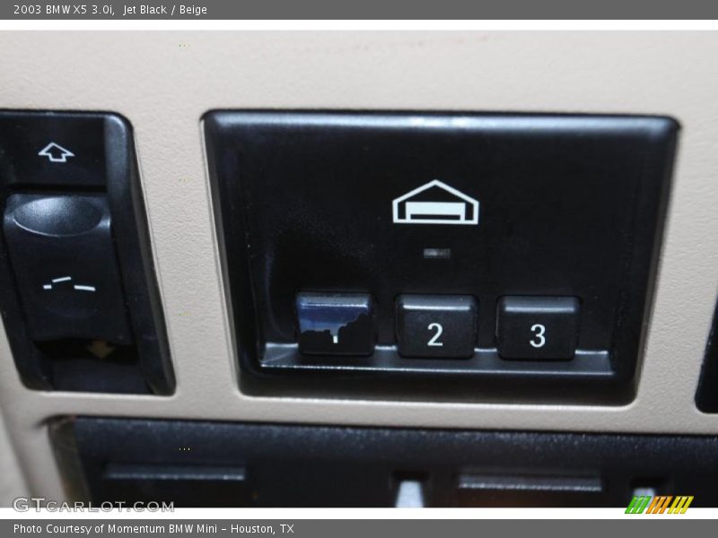 Jet Black / Beige 2003 BMW X5 3.0i