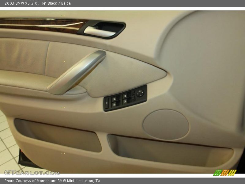 Jet Black / Beige 2003 BMW X5 3.0i