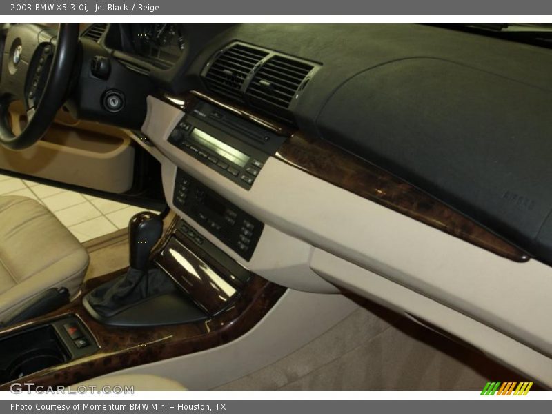 Jet Black / Beige 2003 BMW X5 3.0i