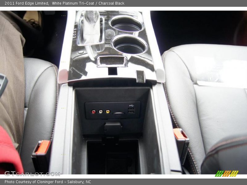 White Platinum Tri-Coat / Charcoal Black 2011 Ford Edge Limited