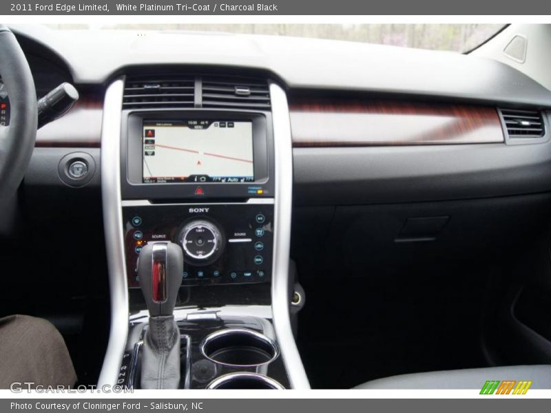 White Platinum Tri-Coat / Charcoal Black 2011 Ford Edge Limited