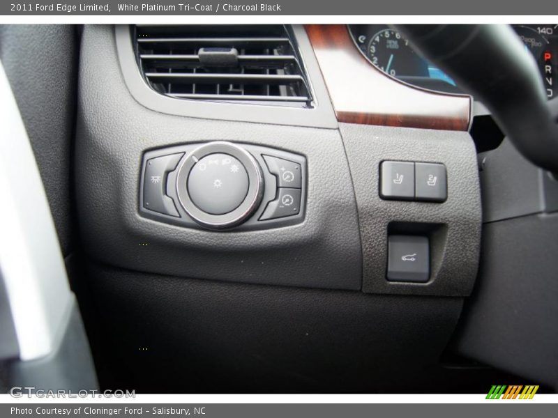 White Platinum Tri-Coat / Charcoal Black 2011 Ford Edge Limited