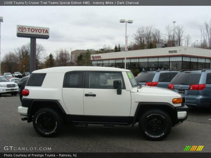 Iceberg White / Dark Charcoal 2008 Toyota FJ Cruiser Trail Teams Special Edition 4WD
