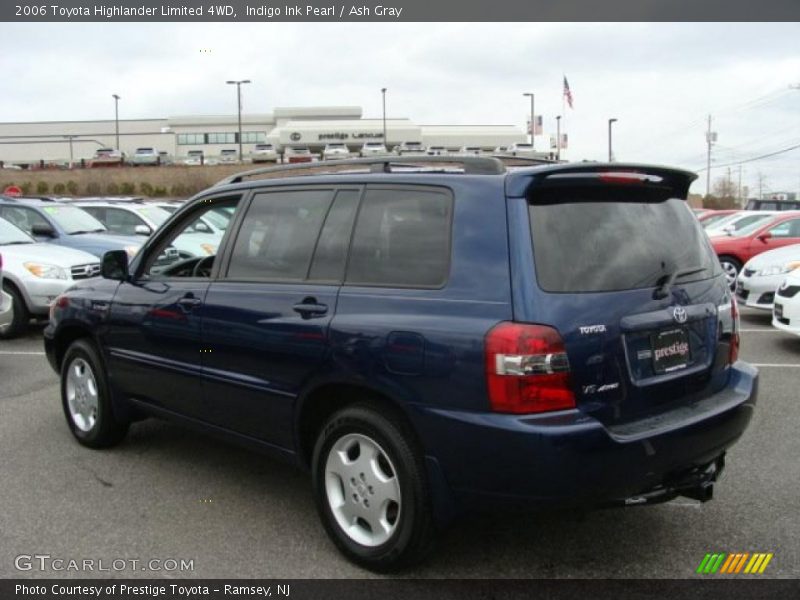 Indigo Ink Pearl / Ash Gray 2006 Toyota Highlander Limited 4WD