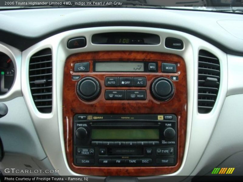 Indigo Ink Pearl / Ash Gray 2006 Toyota Highlander Limited 4WD