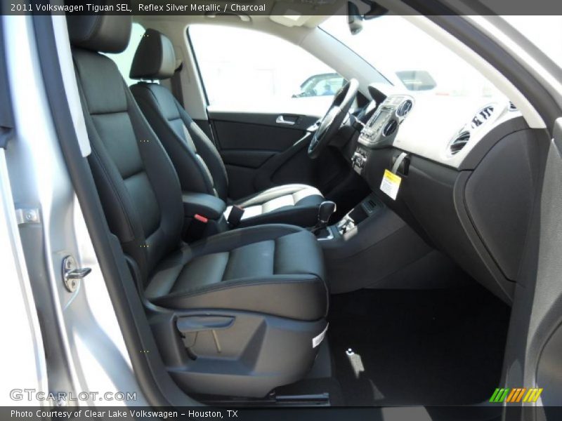 Reflex Silver Metallic / Charcoal 2011 Volkswagen Tiguan SEL