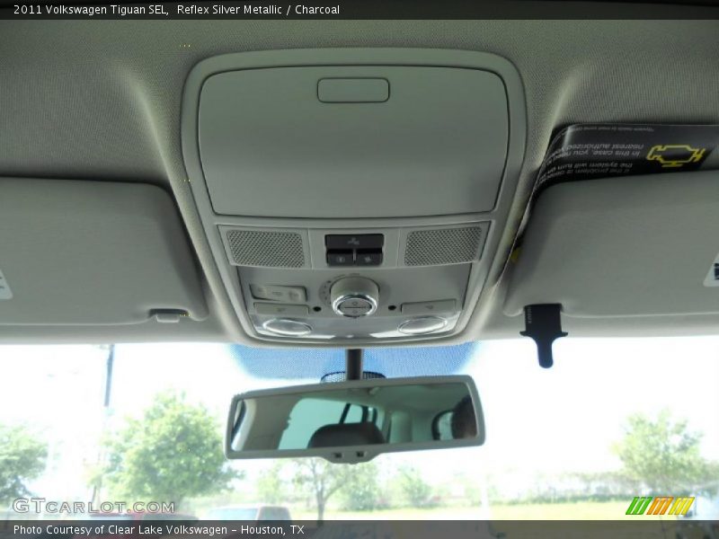 Reflex Silver Metallic / Charcoal 2011 Volkswagen Tiguan SEL