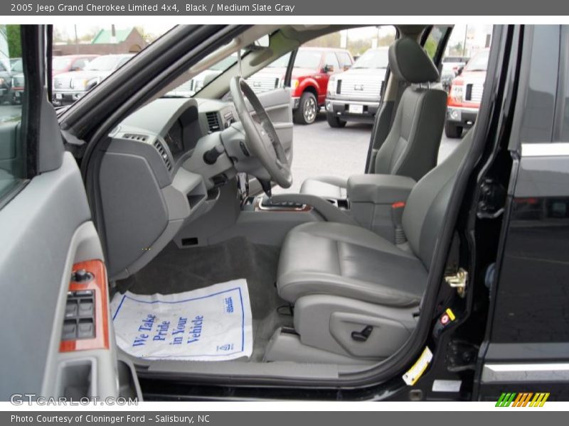 Black / Medium Slate Gray 2005 Jeep Grand Cherokee Limited 4x4