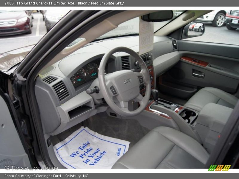 Black / Medium Slate Gray 2005 Jeep Grand Cherokee Limited 4x4