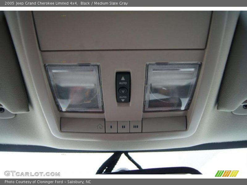 Black / Medium Slate Gray 2005 Jeep Grand Cherokee Limited 4x4