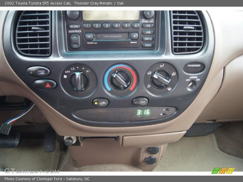 Controls of 2002 Tundra SR5 Access Cab