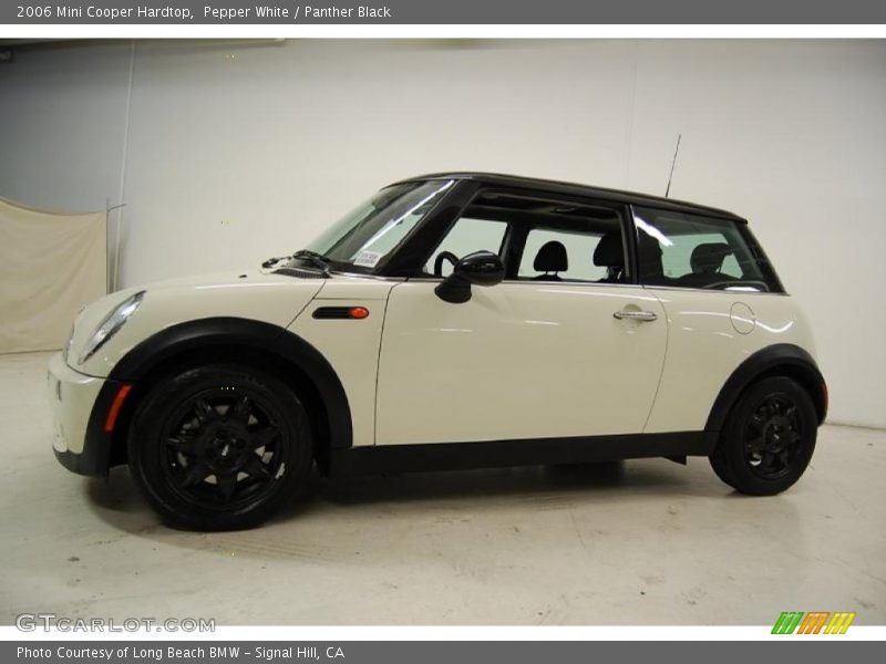 Pepper White / Panther Black 2006 Mini Cooper Hardtop