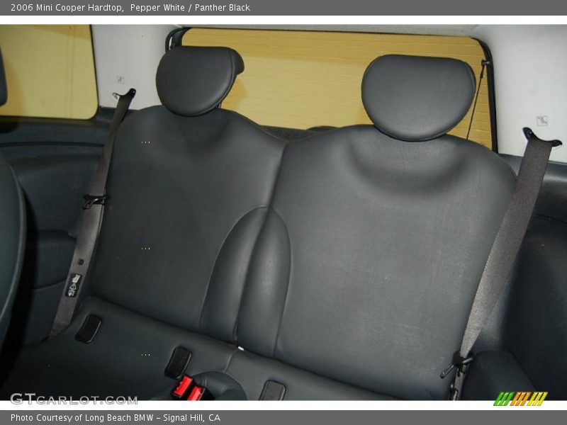 Pepper White / Panther Black 2006 Mini Cooper Hardtop