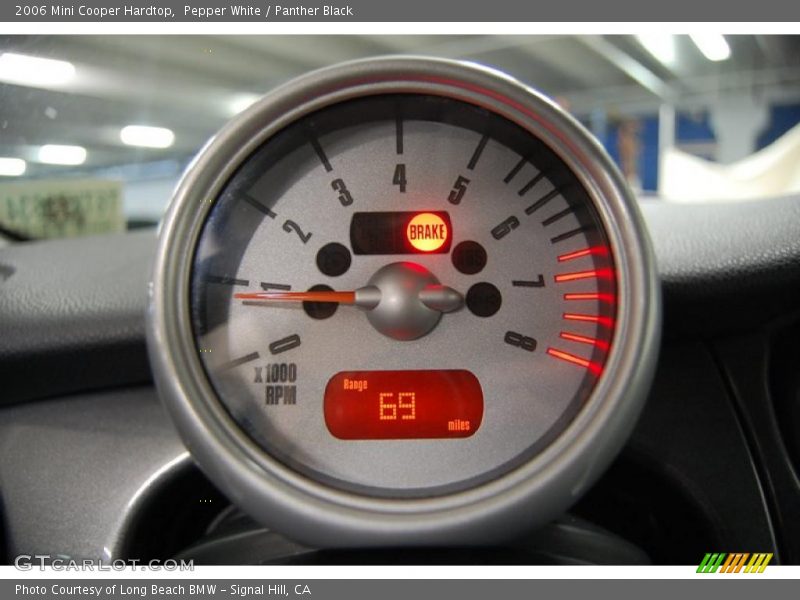 Pepper White / Panther Black 2006 Mini Cooper Hardtop