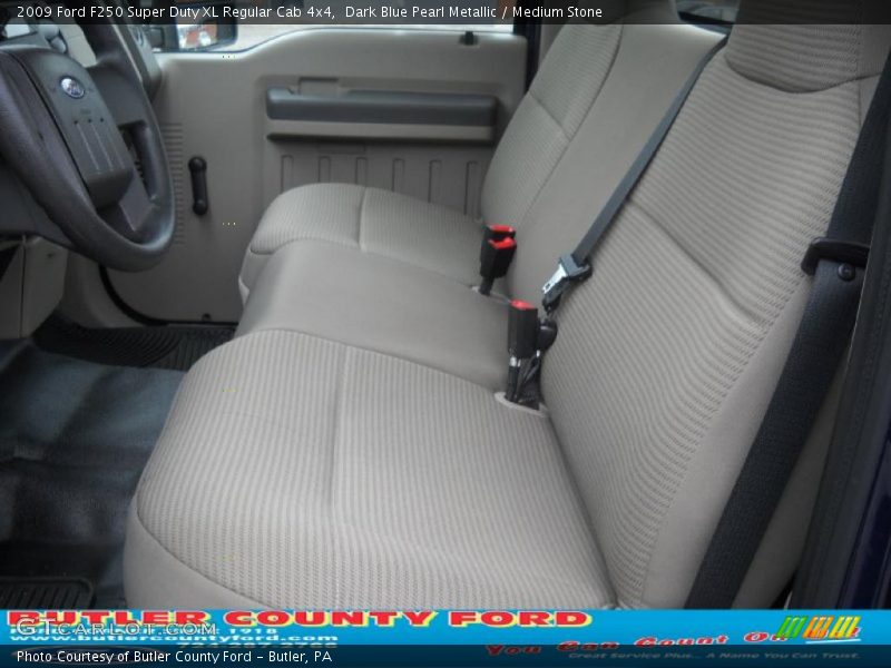 Dark Blue Pearl Metallic / Medium Stone 2009 Ford F250 Super Duty XL Regular Cab 4x4