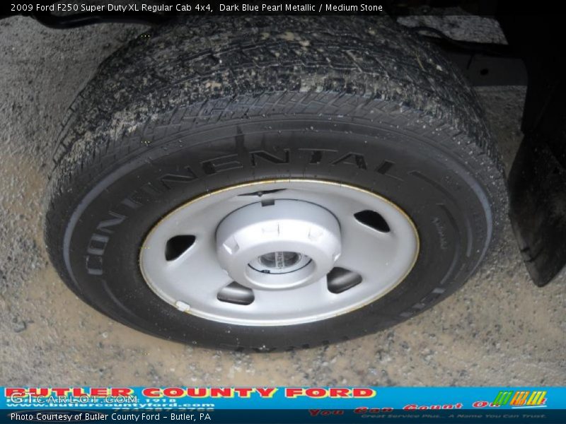 Dark Blue Pearl Metallic / Medium Stone 2009 Ford F250 Super Duty XL Regular Cab 4x4