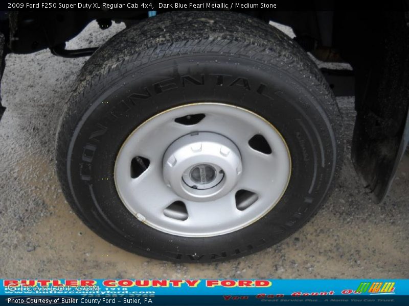 Dark Blue Pearl Metallic / Medium Stone 2009 Ford F250 Super Duty XL Regular Cab 4x4