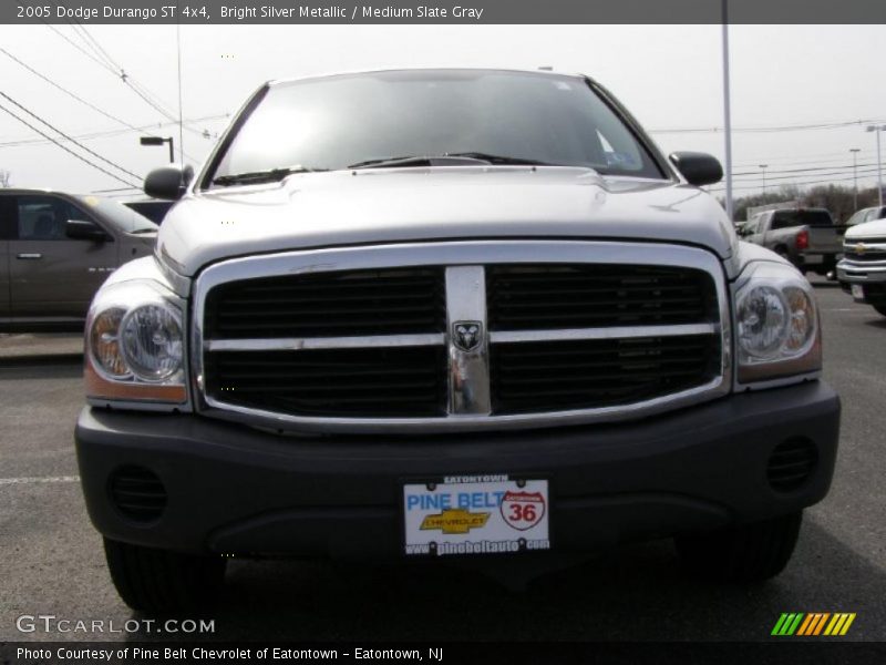 Bright Silver Metallic / Medium Slate Gray 2005 Dodge Durango ST 4x4