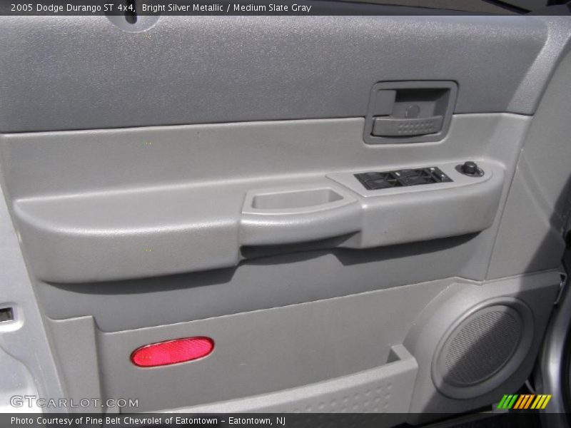 Bright Silver Metallic / Medium Slate Gray 2005 Dodge Durango ST 4x4