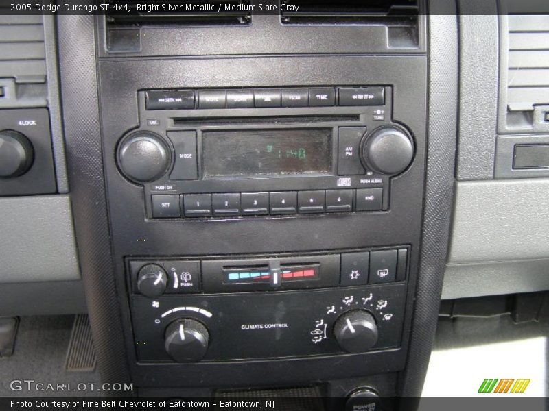 Bright Silver Metallic / Medium Slate Gray 2005 Dodge Durango ST 4x4