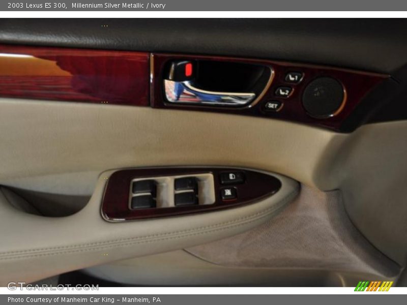 Millennium Silver Metallic / Ivory 2003 Lexus ES 300