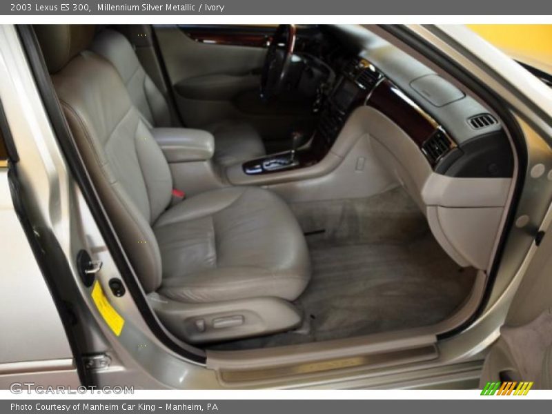 Millennium Silver Metallic / Ivory 2003 Lexus ES 300