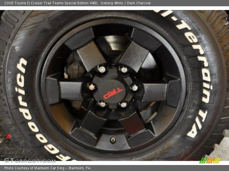 Iceberg White / Dark Charcoal 2008 Toyota FJ Cruiser Trail Teams Special Edition 4WD