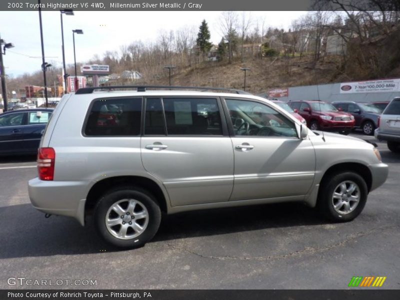 Millennium Silver Metallic / Gray 2002 Toyota Highlander V6 4WD