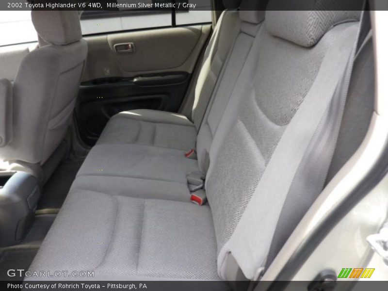 Millennium Silver Metallic / Gray 2002 Toyota Highlander V6 4WD