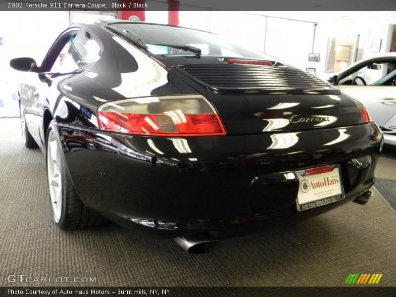 Black / Black 2002 Porsche 911 Carrera Coupe
