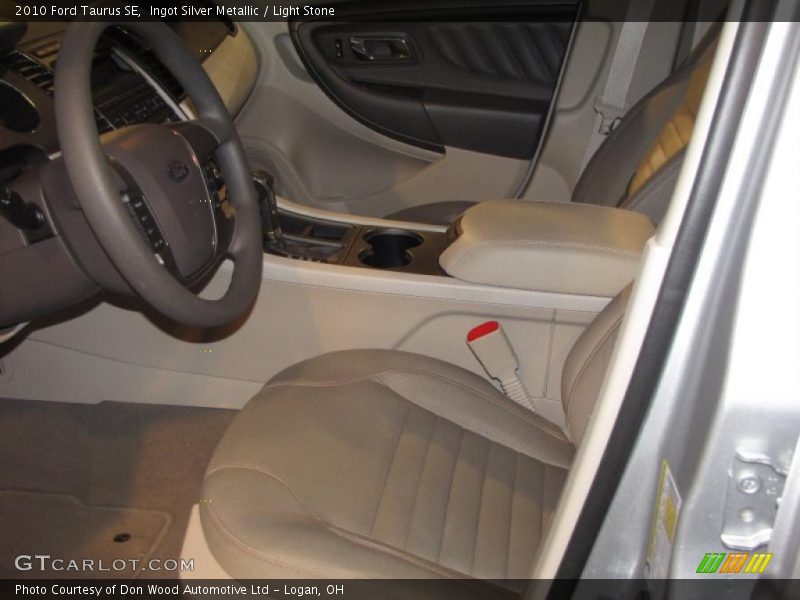 Ingot Silver Metallic / Light Stone 2010 Ford Taurus SE