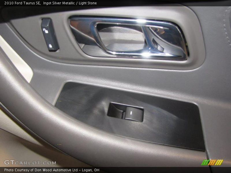 Ingot Silver Metallic / Light Stone 2010 Ford Taurus SE