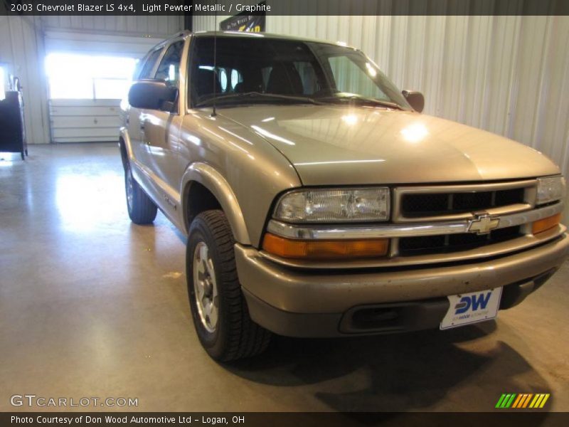 Light Pewter Metallic / Graphite 2003 Chevrolet Blazer LS 4x4