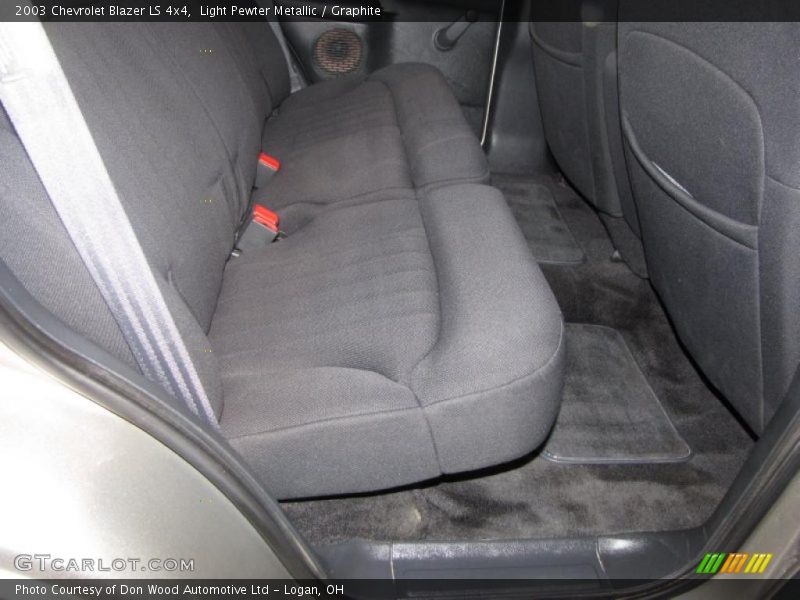 Light Pewter Metallic / Graphite 2003 Chevrolet Blazer LS 4x4
