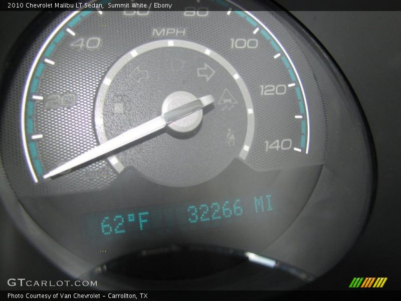 Summit White / Ebony 2010 Chevrolet Malibu LT Sedan