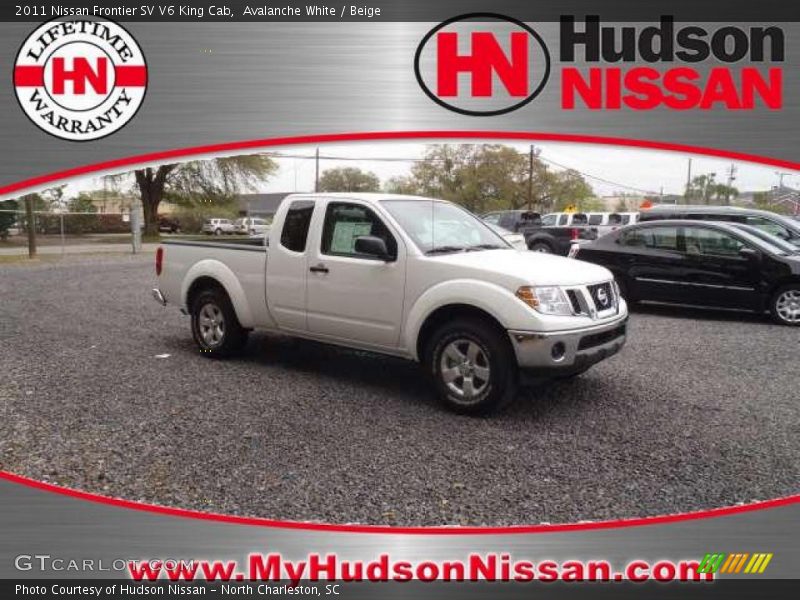 Avalanche White / Beige 2011 Nissan Frontier SV V6 King Cab