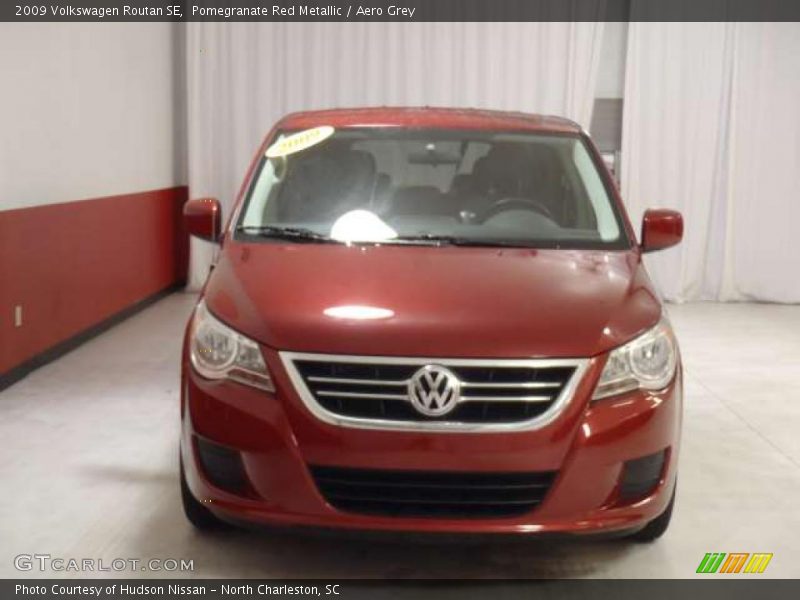 Pomegranate Red Metallic / Aero Grey 2009 Volkswagen Routan SE