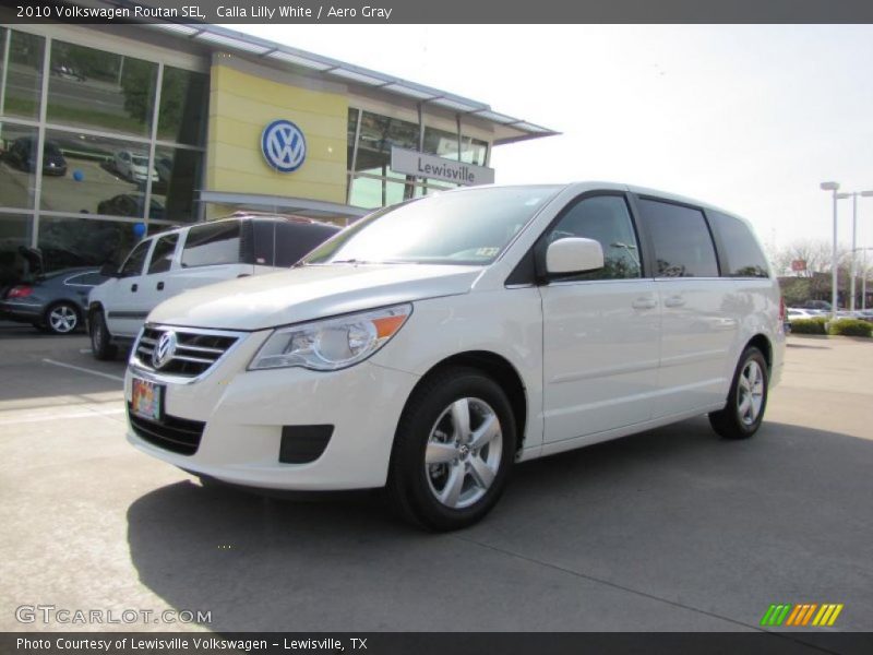 Calla Lilly White / Aero Gray 2010 Volkswagen Routan SEL