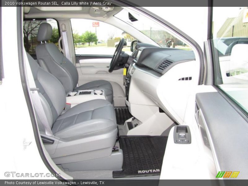 Calla Lilly White / Aero Gray 2010 Volkswagen Routan SEL