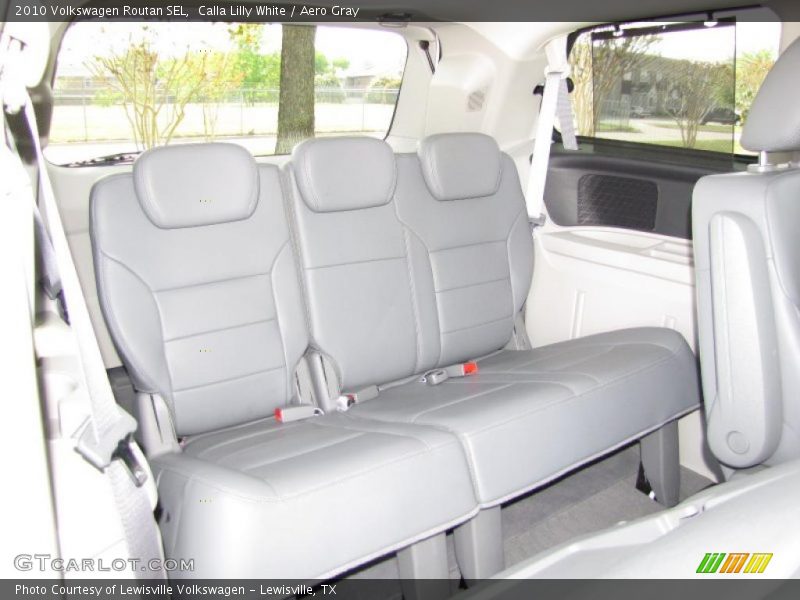 Calla Lilly White / Aero Gray 2010 Volkswagen Routan SEL