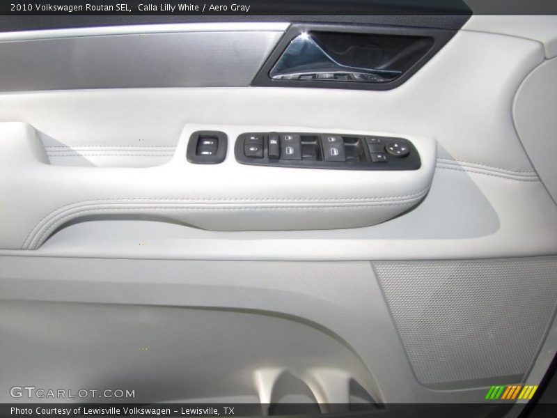Calla Lilly White / Aero Gray 2010 Volkswagen Routan SEL