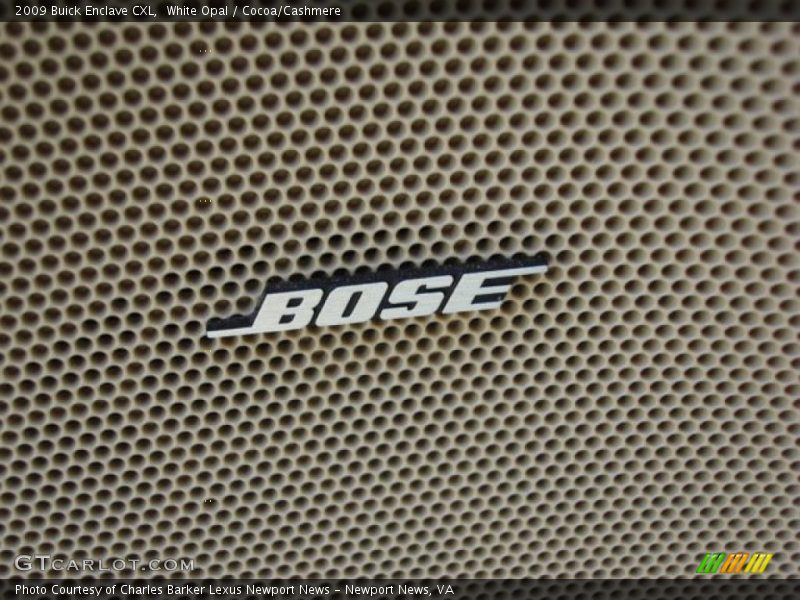 White Opal / Cocoa/Cashmere 2009 Buick Enclave CXL