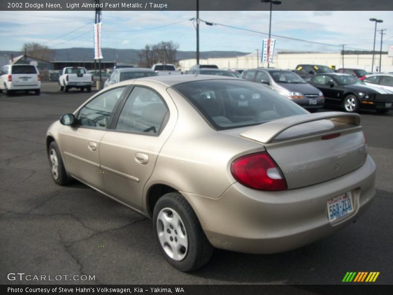 Light Almond Pearl Metallic / Taupe 2002 Dodge Neon
