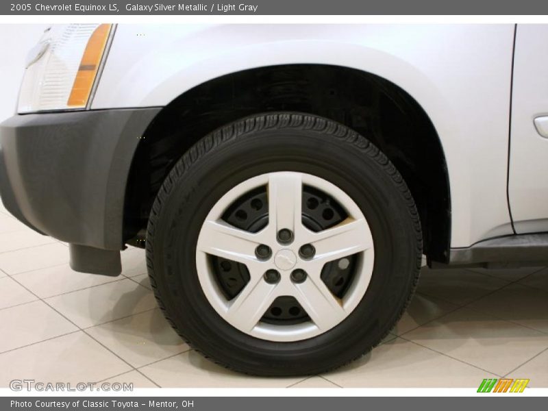 Galaxy Silver Metallic / Light Gray 2005 Chevrolet Equinox LS