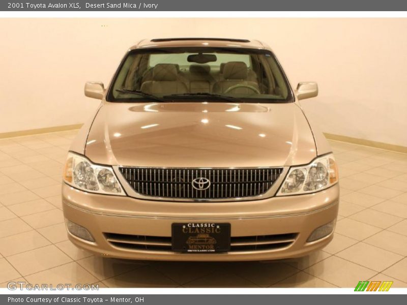 Desert Sand Mica / Ivory 2001 Toyota Avalon XLS