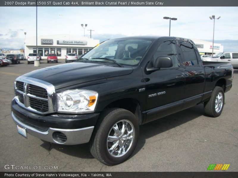 Brilliant Black Crystal Pearl / Medium Slate Gray 2007 Dodge Ram 1500 ST Quad Cab 4x4